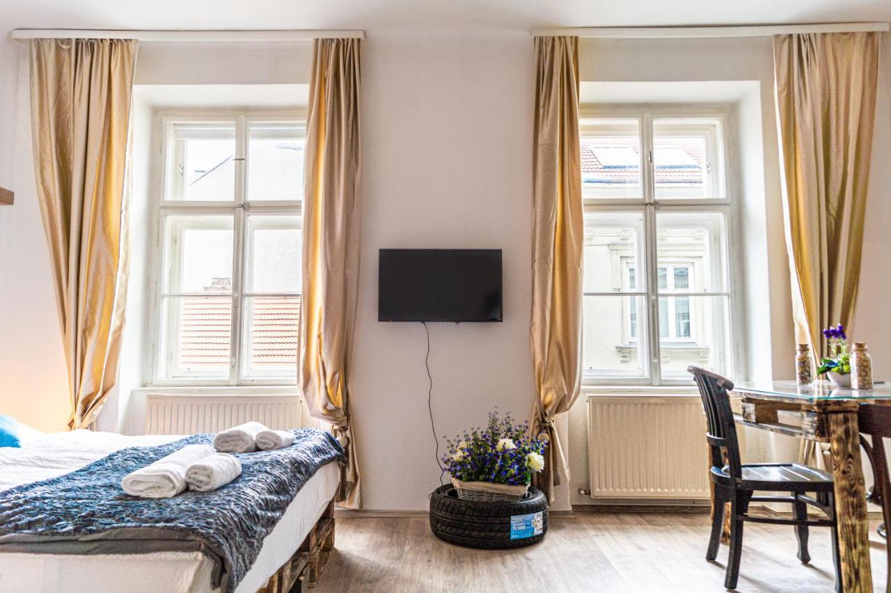 2Br- Available In Lockdown & Perfect For Longstays Вена Экстерьер фото